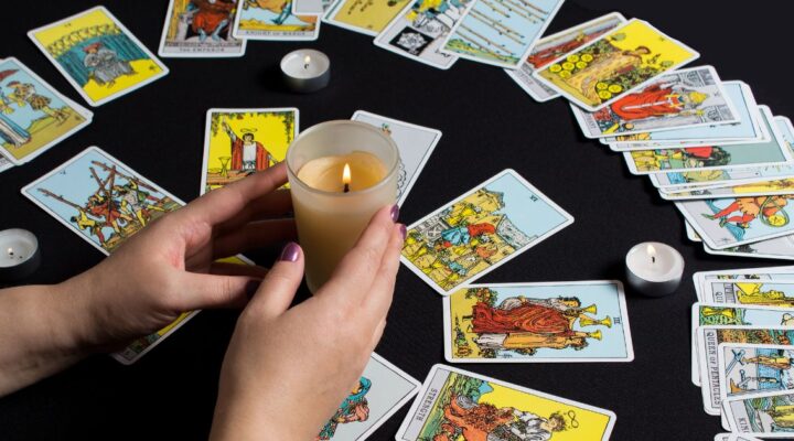 O Que é Tarô e Para Que Serve: Guia Completo para Iniciantes