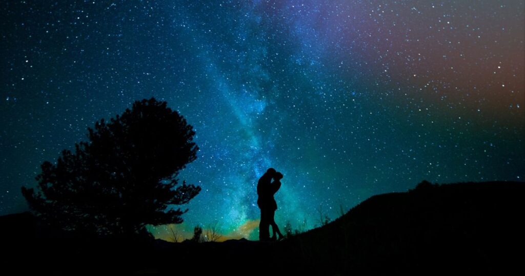 sinastria como comparar mapas astrais e entender seus relacionamentos